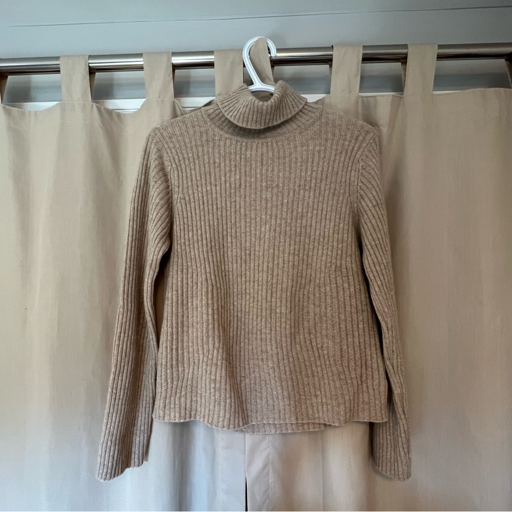Cashmere & wool turtleneck